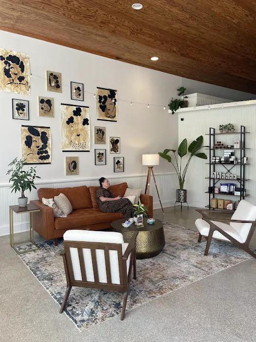 Ashleigh Jane Esthetics Picture 5