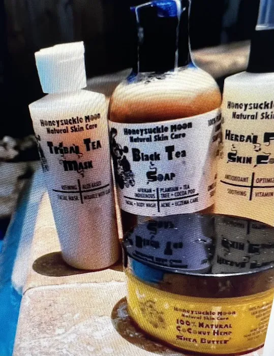 Honeysuckle Moon Picture 4