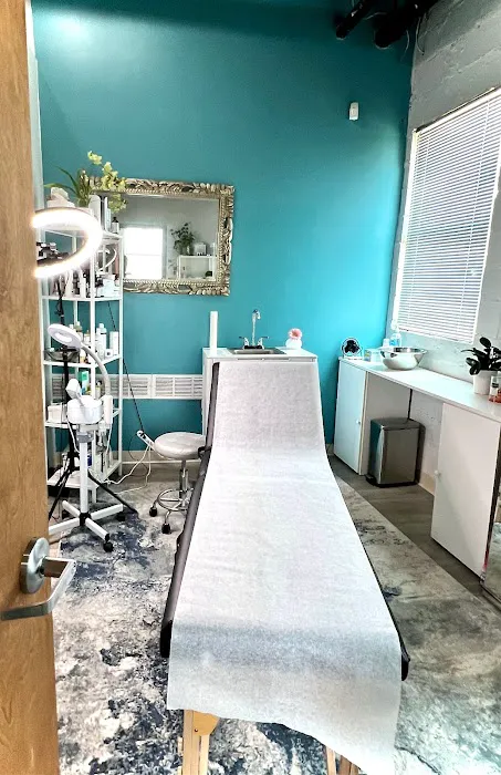 Vonetta Cosmetics Picture 5