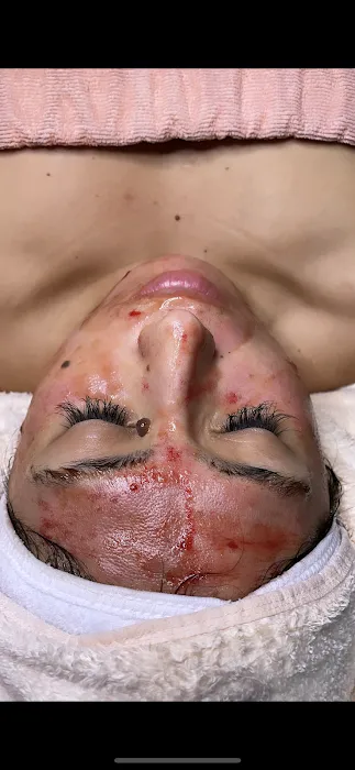 BareMer Spa Picture 6