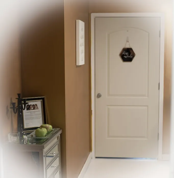 Complexions Skincare & Beauty Picture 1