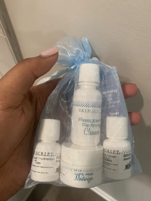 Love Esthetics Picture 4