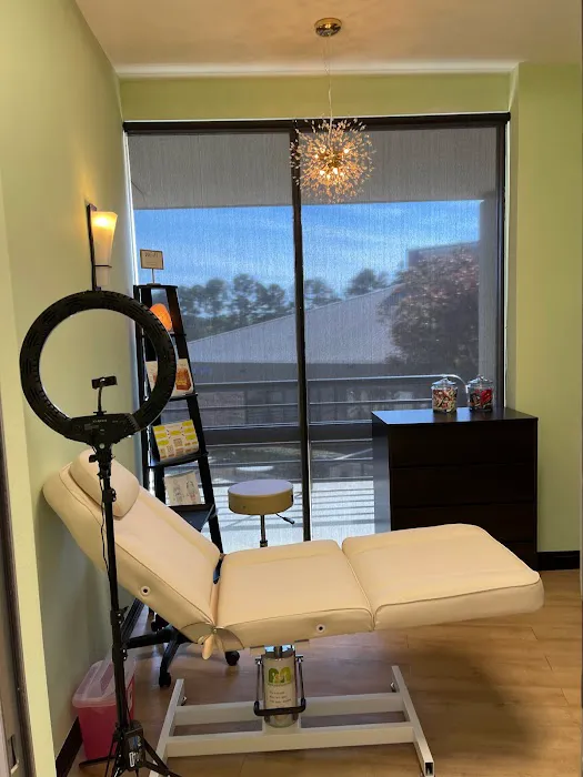 Skyn Deep Studio Picture 2