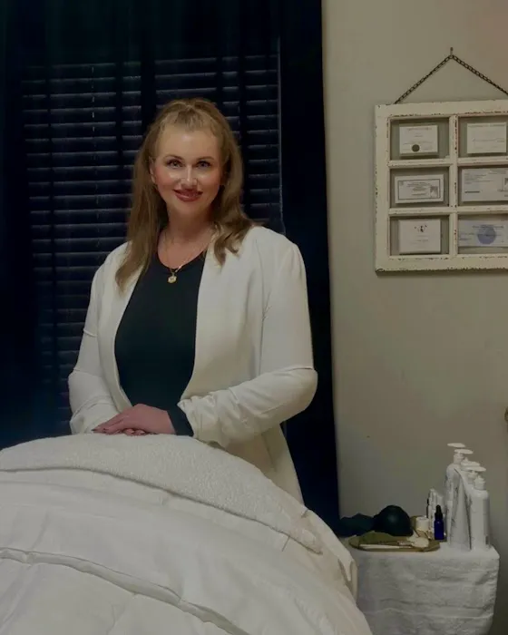 Heather Edwards Aesthetics Picture 6