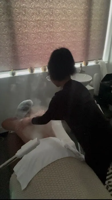 GLO Esthetics Picture 5