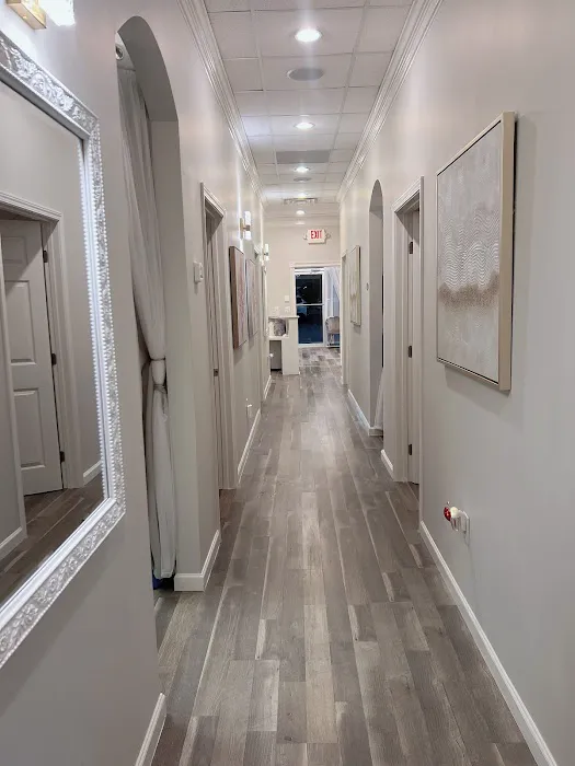 Yuna Skin & Body Solution 2 Picture 3