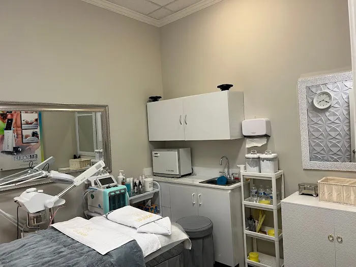 Yuna Skin & Body Solution 2 Picture 2