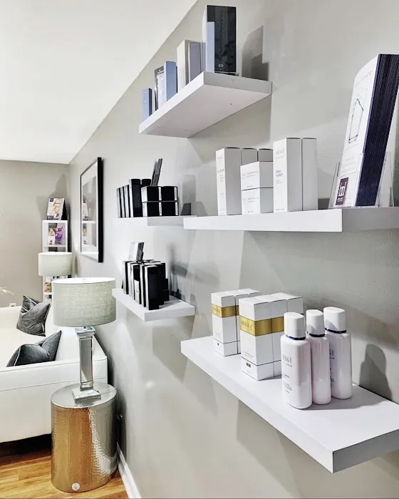 Skin Care at 5th Ave. Picture 4