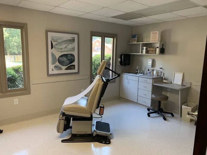 Dermatology Institute for Skin Cancer + Cosmetic Surgery Picture 3