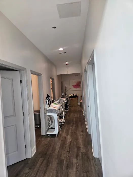 QUEENS Skincare Picture 1