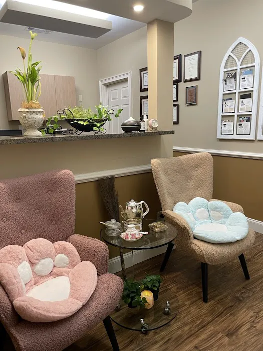 Hera Skin Care. Facial Skin Care. 헤라 스킨 케어 Picture 2