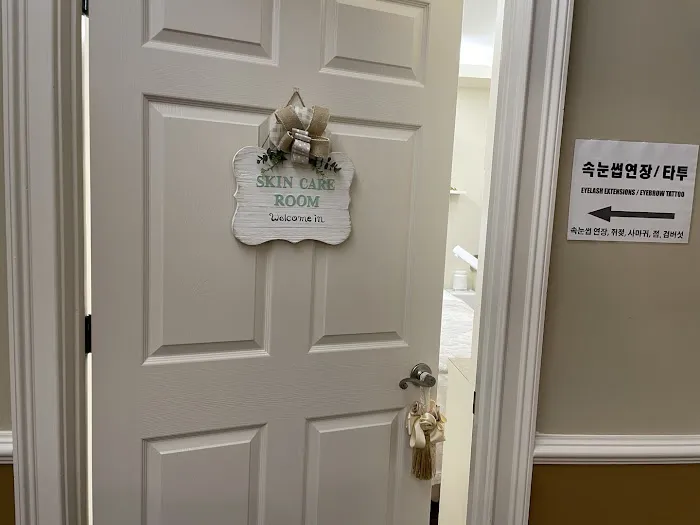 Hera Skin Care. Facial Skin Care. 헤라 스킨 케어 Picture 10