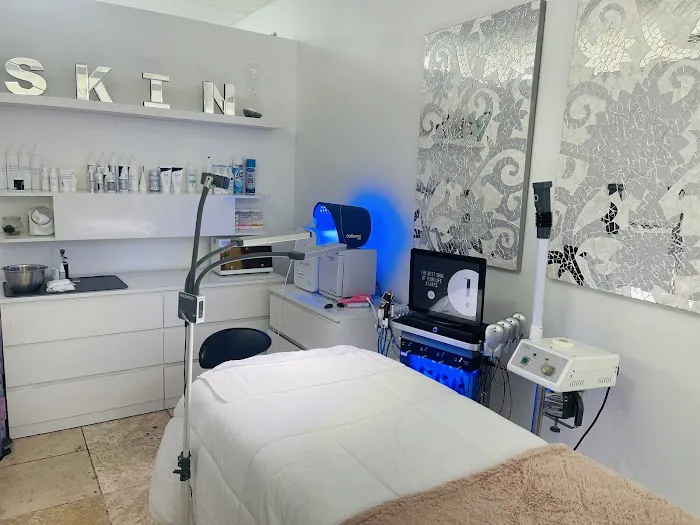 The Skin Sisters Picture 2