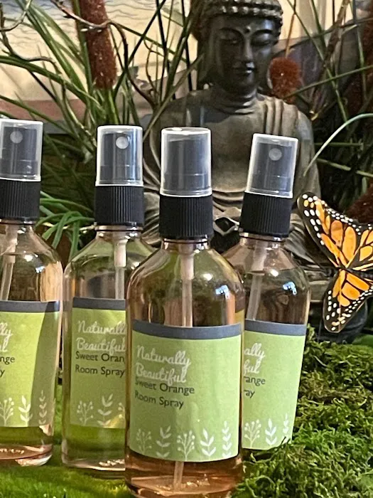 Andie's : REDefined Picture 6