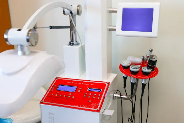 Love & Glow Picture 2