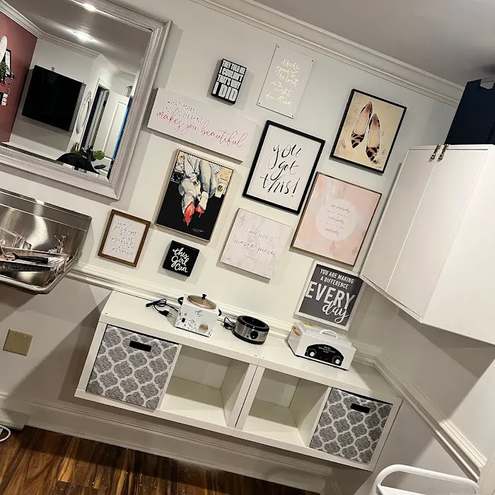 Absolut Beauti Bar Picture 3