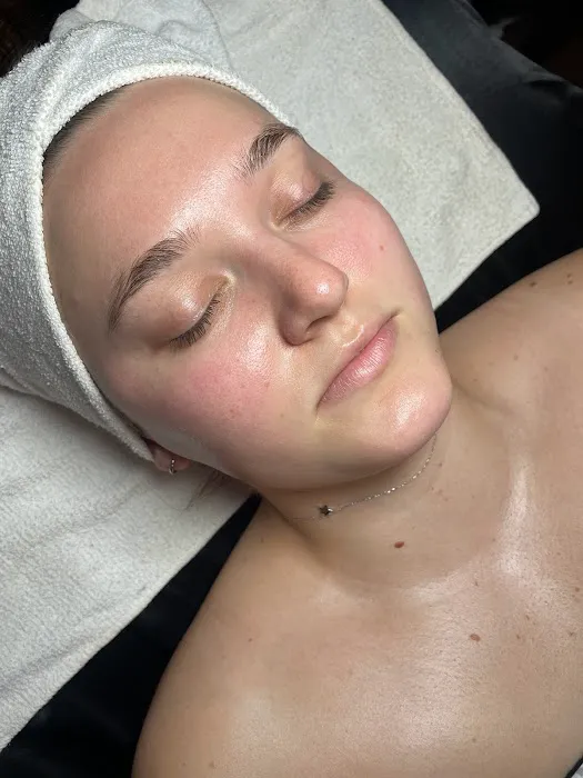 Alexxa Esthetic Picture 2