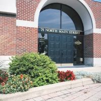 Skin Therapy with Lara ico