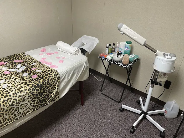 Elle Esthetics Boutique LLC Picture 1