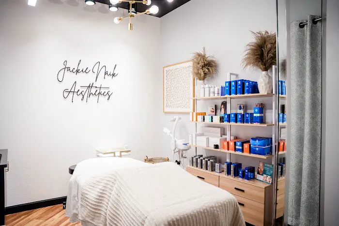 Jackie Naik Aesthetics Picture 1