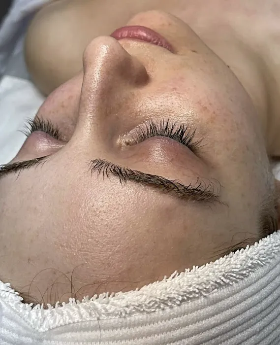 Glow & Contour Wellness MedSpa Picture 8