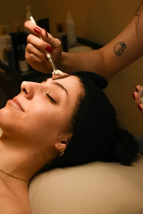 Olivia Kindle Aesthetics Picture 1