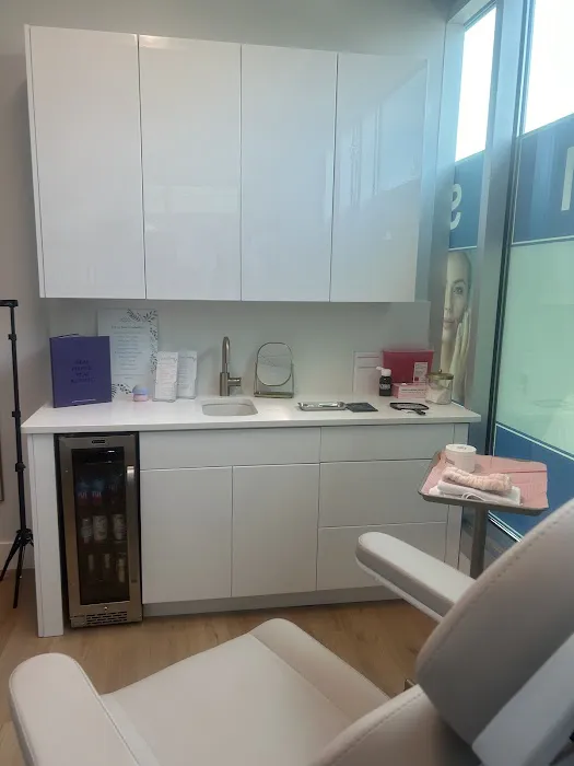 Academic Cosmetic Surgery Center Picture 1