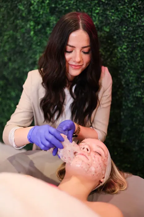 Reilly Rae Aesthetics Picture 6