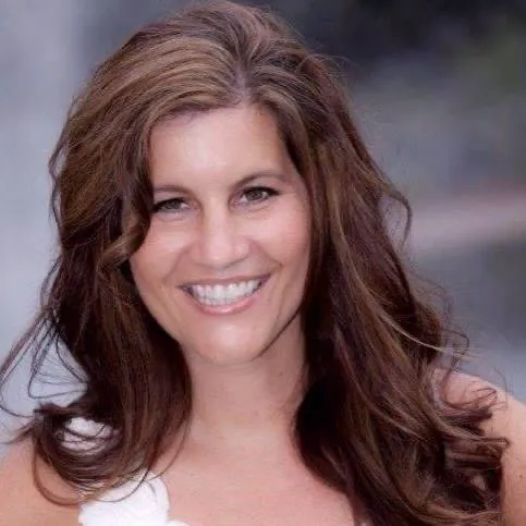 Jeanette Marie Medical Esthetician Picture 4