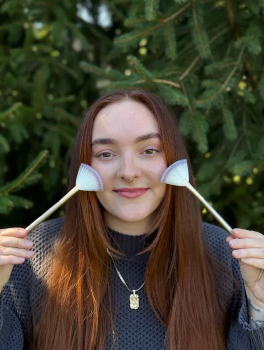 Eclectic Beauty Esthetics Picture 3