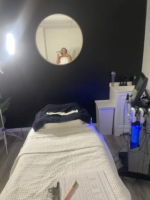 The Skyn Den Picture 1