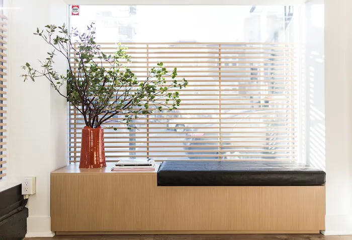 VERA Skin Studio | Shop Picture 1