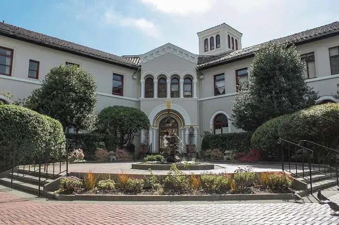 Hannah Sowd Skin Care Picture 3