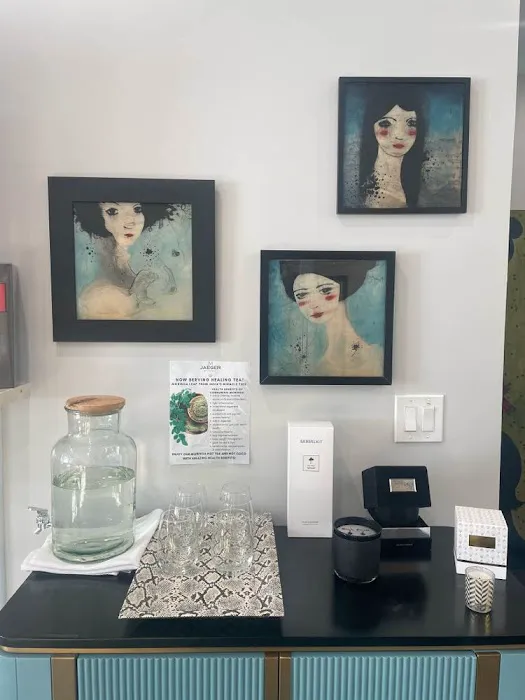 Marilyn Jaeger Skincare Studio Picture 2