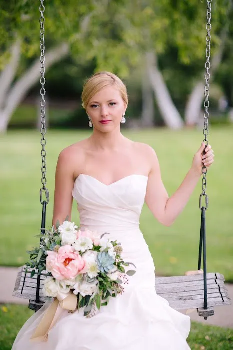 Deborah Pannier Skin and Makeup Picture 1