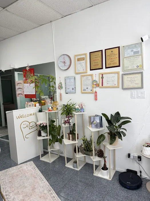 Simple Beauty Picture 10