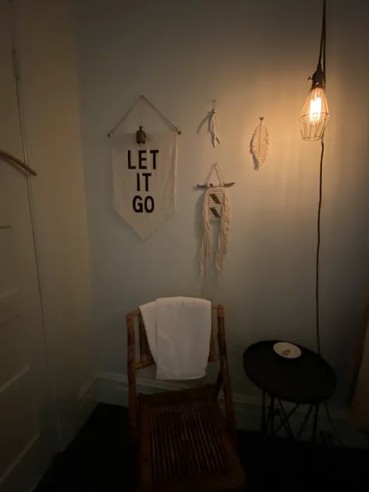 Nicole Burke Skincare Picture 3