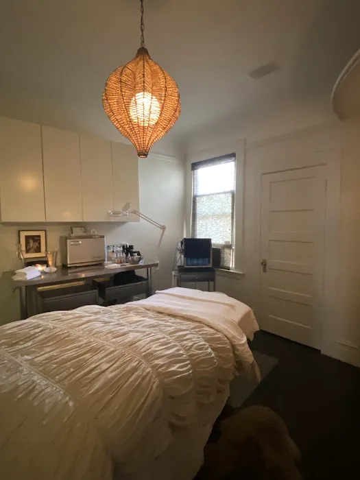 Nicole Burke Skincare Picture 1