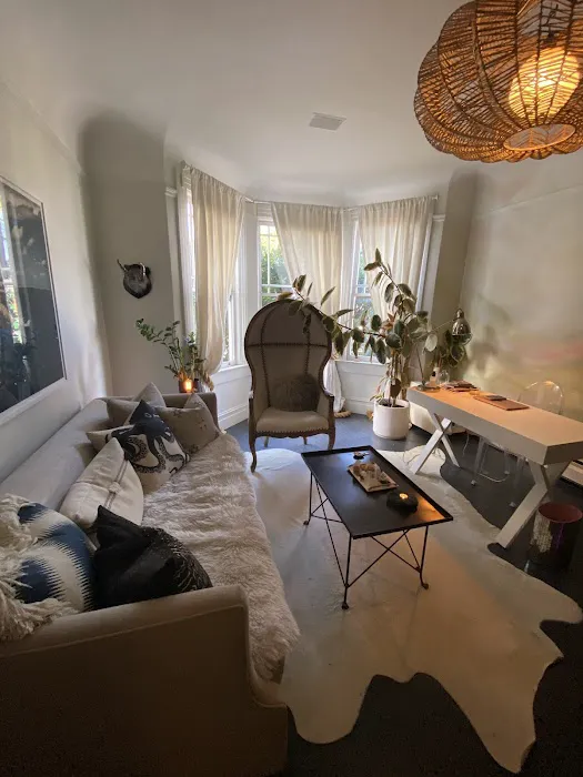 Nicole Burke Skincare Picture 2