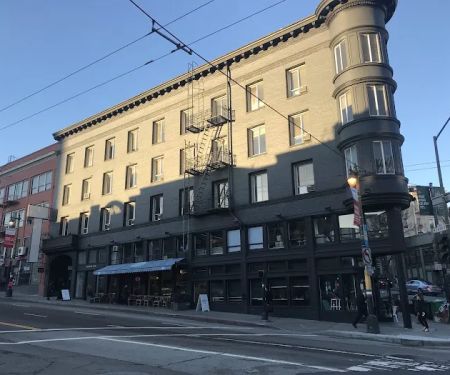 222 Skin Care Studio