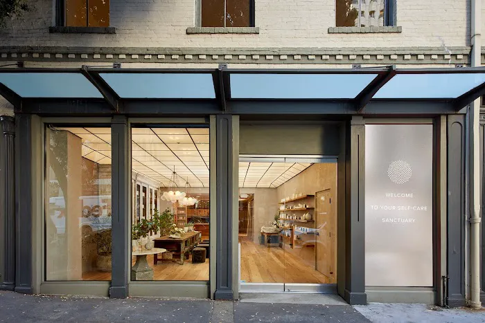 True Botanicals Picture 2