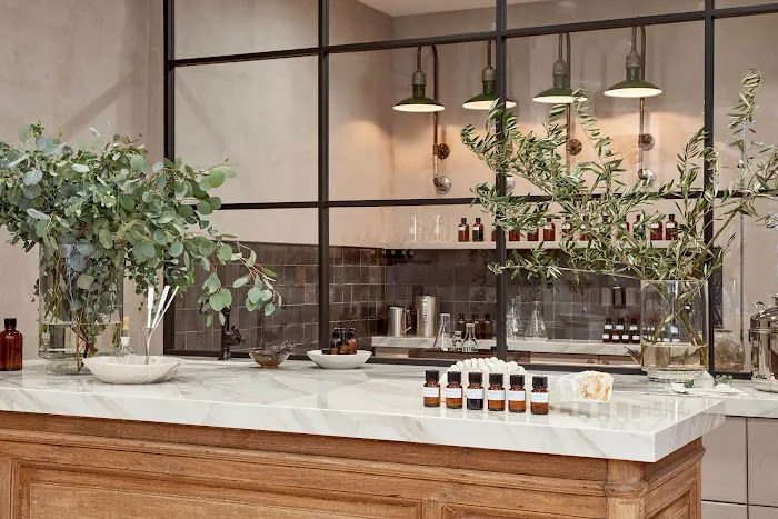 True Botanicals Picture 4