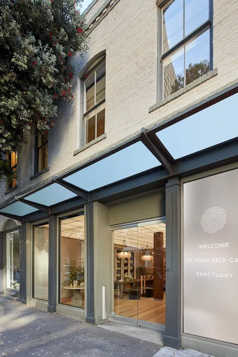 True Botanicals Picture 6