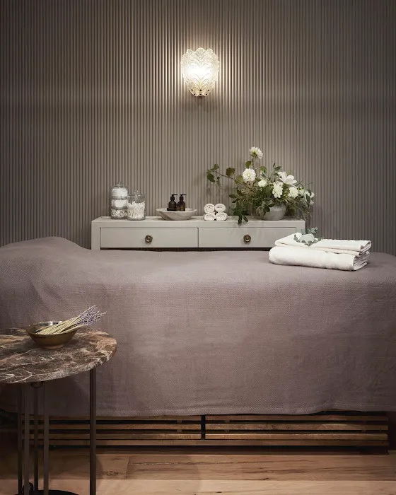 True Botanicals Picture 5