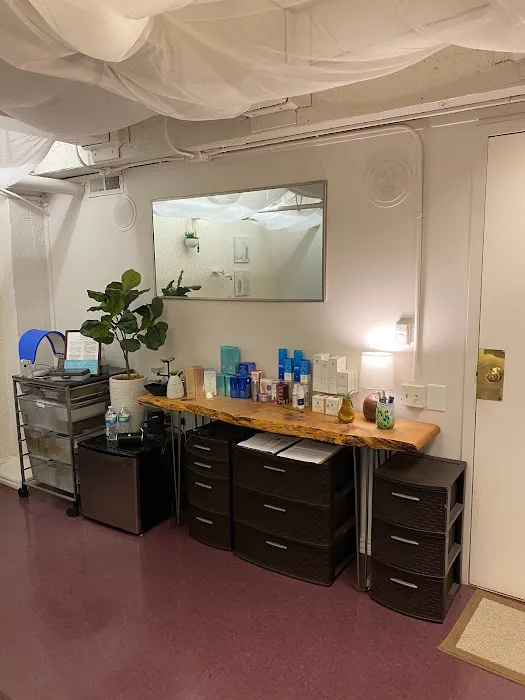 Skin by Lisa Picture 1