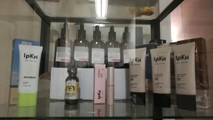 Kris's Skincare Studio Picture 3