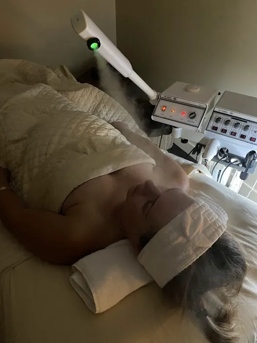 Lavish Skin By Maggie Picture 8