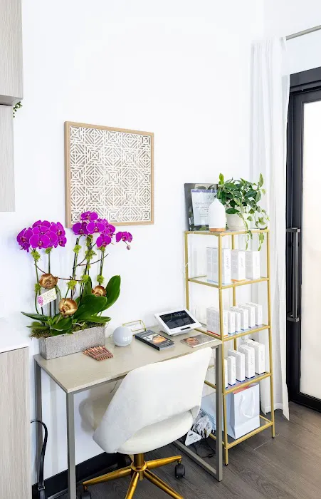 Radiant Skin Aesthetics Picture 3