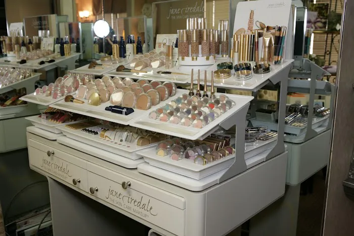 The Estheticians Picture 7