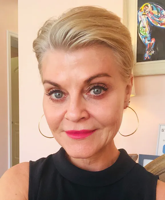 Kelly Jimenez, Licensed Esthetician Picture 8